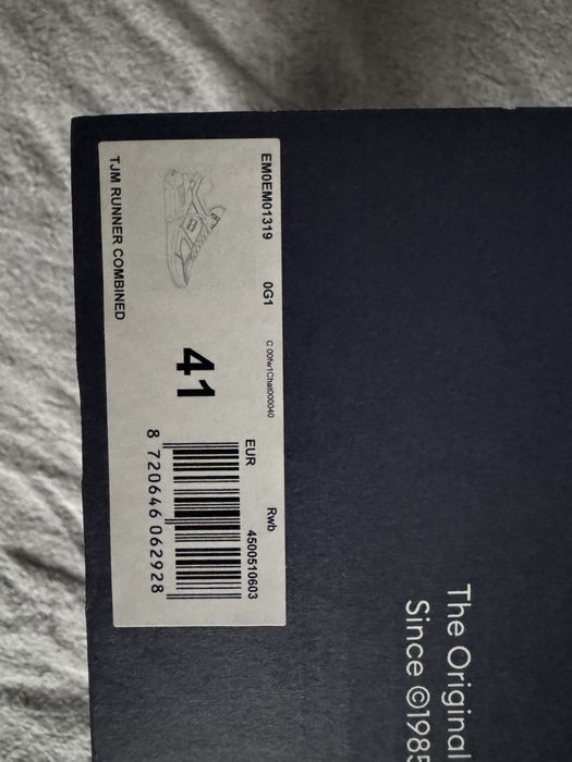 Продам оригінальні кросівки Tommy Hilfiger 41 розмір