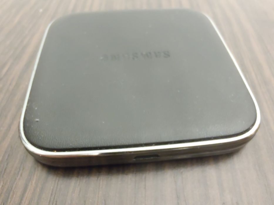 Беспроводное зарядное устройство Samsung EP-PG900 Black