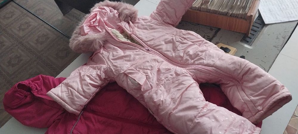 Немовлятам одяг віддам