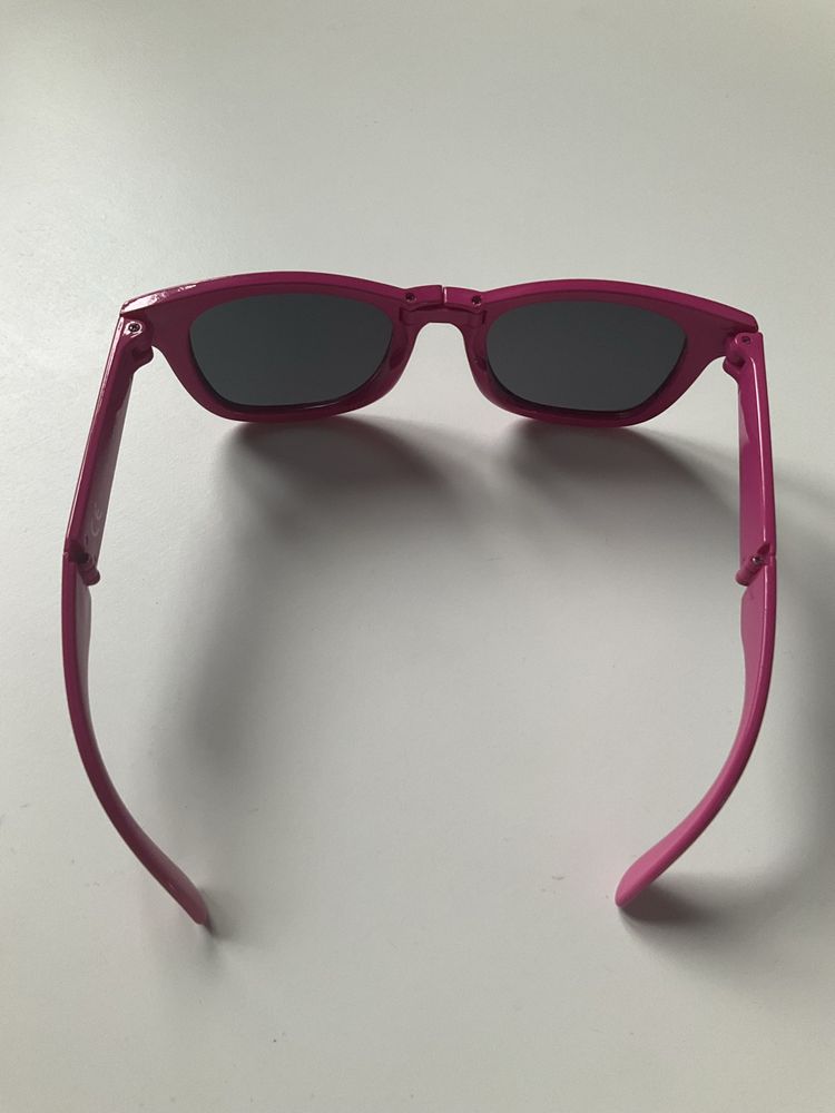 Rożowe okulary przeciwsloneczne, z orginlnym składaniem
