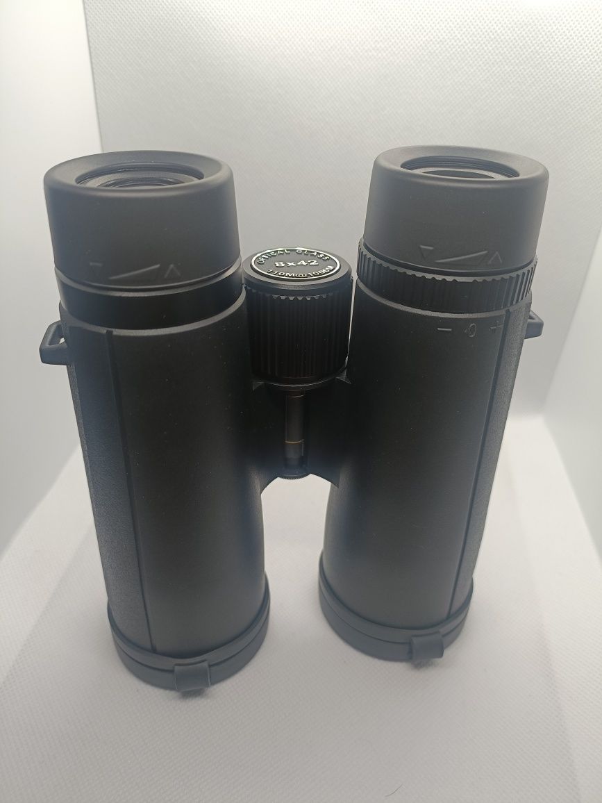 Lornetka turystyczna 8x42 - nowa w folii - Tanio!