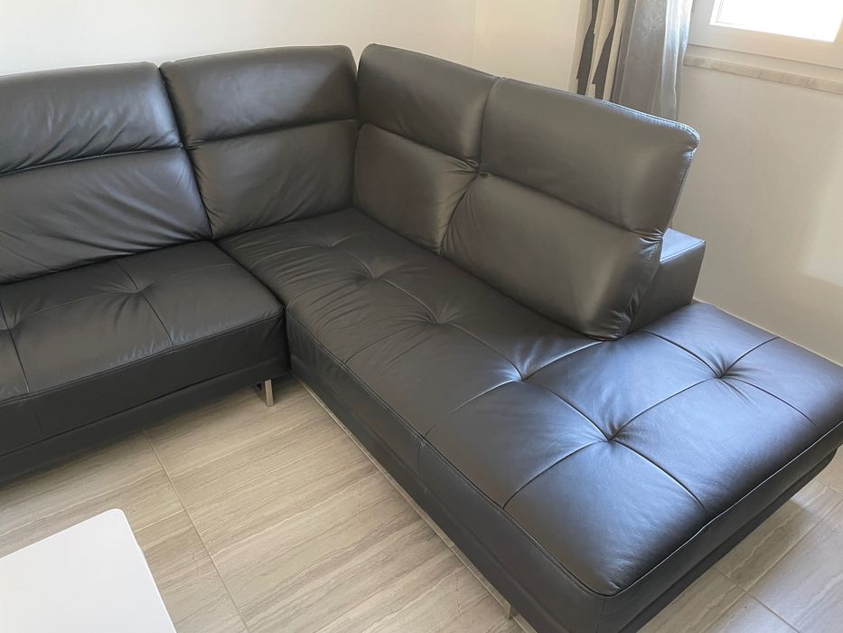 Sofá com chaise longue