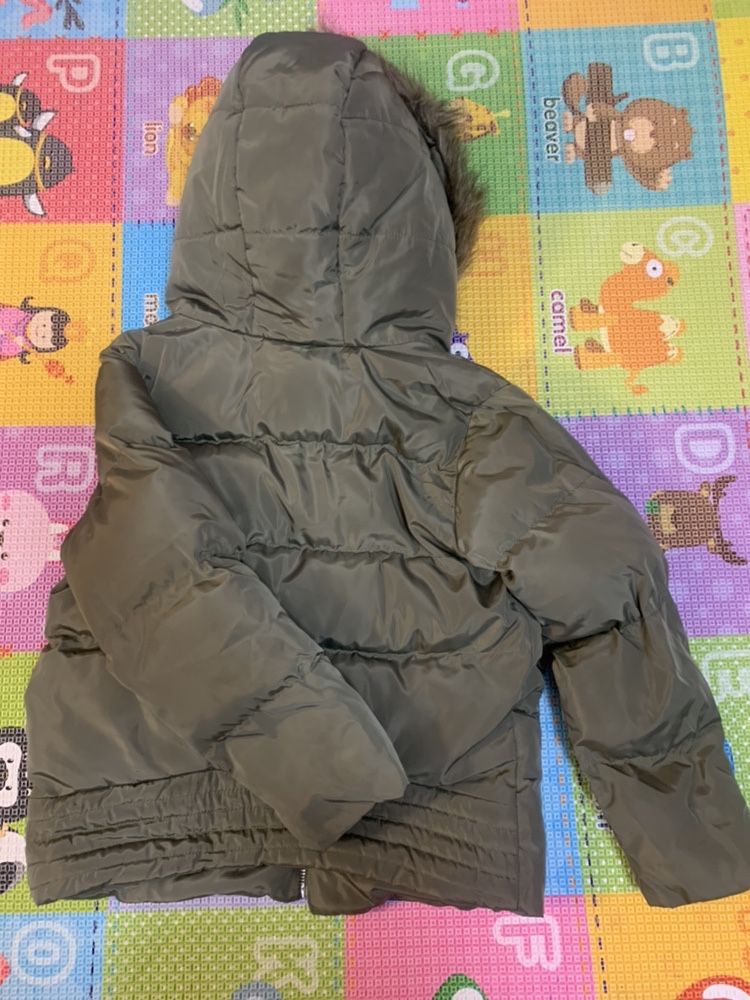 Zara unisex новая куртка на 7 лет