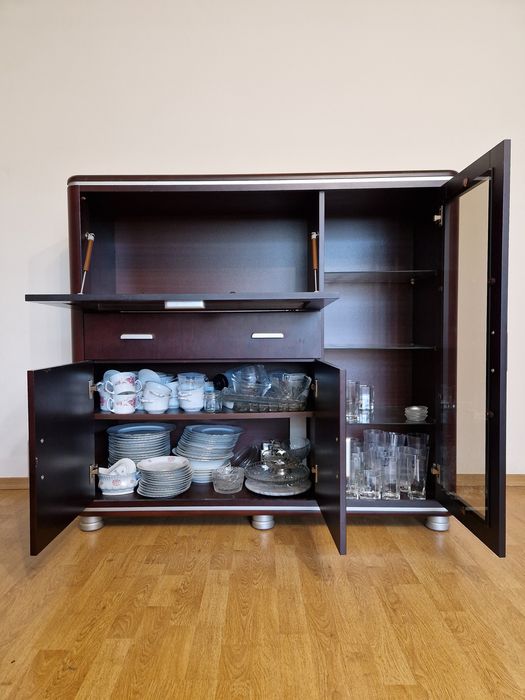 Kredens / barek w kolorze wenge