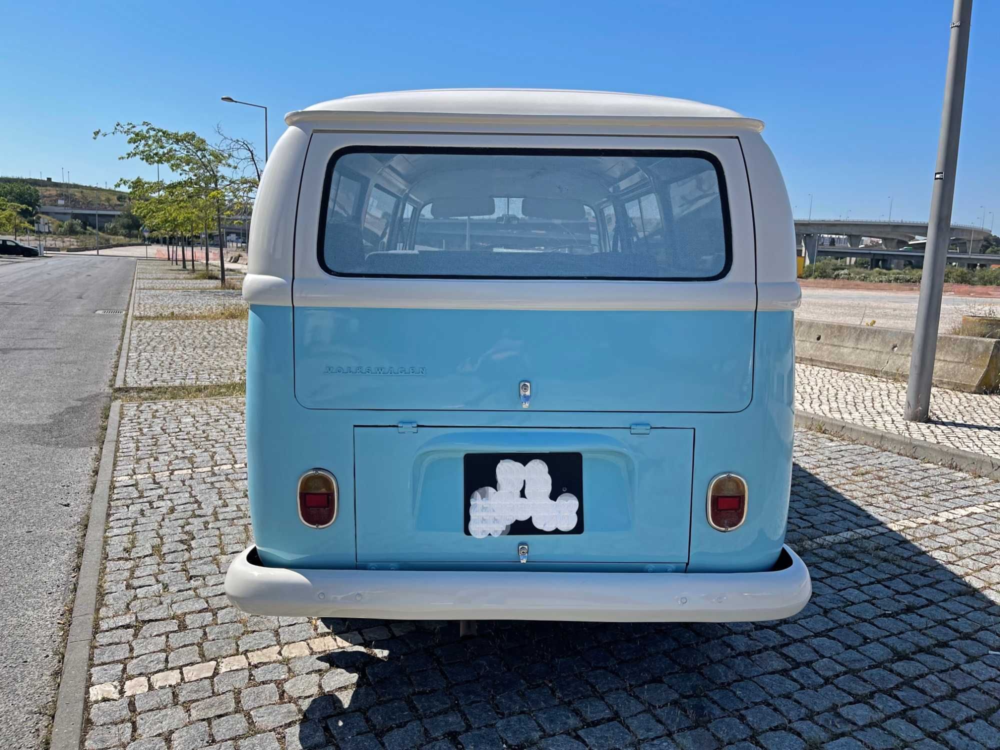 VW Pão de Forma Azul