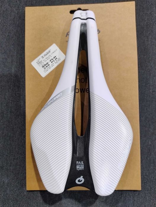Siodło Prologo DimensionT4.0 białe 143 mm