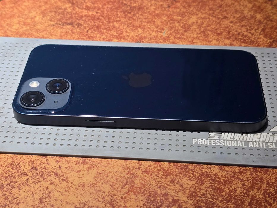 FV23% Używany - Apple iPhone 13 128GB Czarny (2) - GSM Baranowo