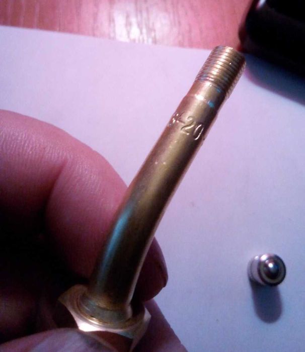 Вентиль бескамерный грузовой  V3-20-5  (70MS9,7/27°)