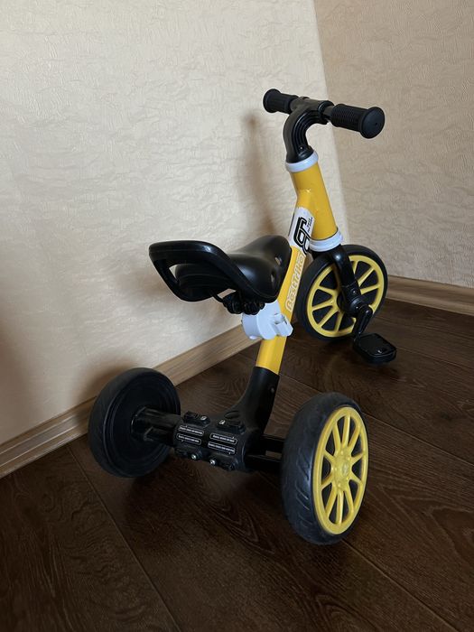 Дитячий велосипед/велобіг