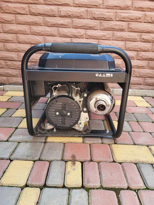 Генератор 3 КВТ днепро М