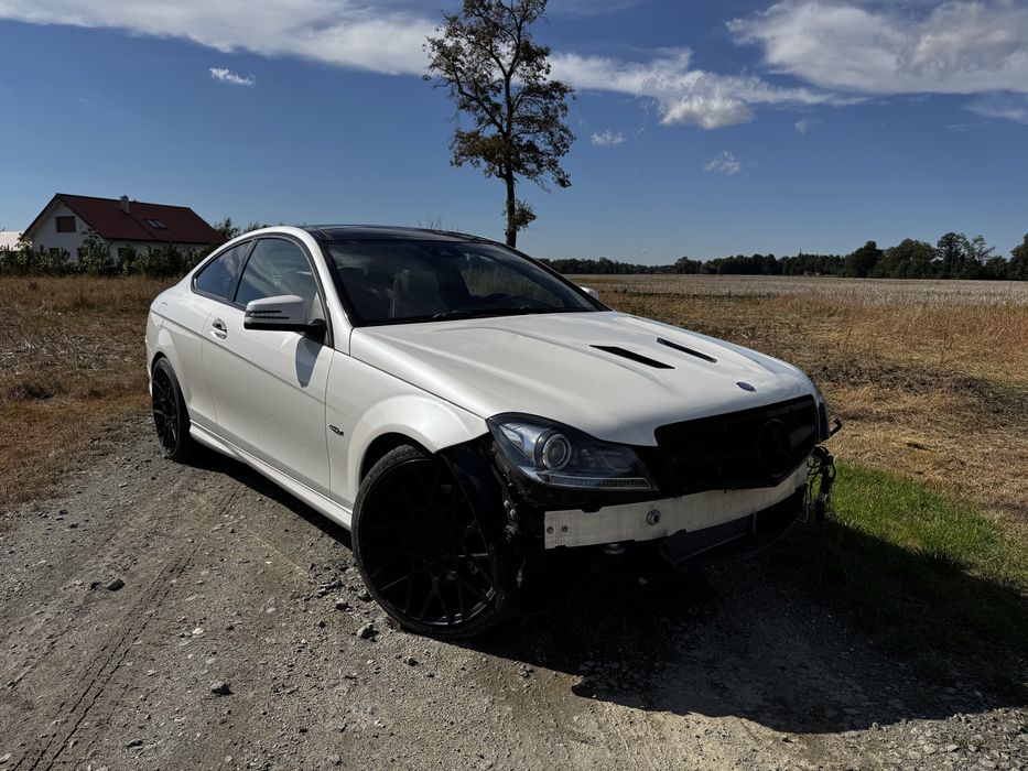 REZERWACJA Mercedes W204 C350 coupe 4-matic