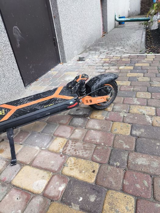 Продам Kugo g2 max