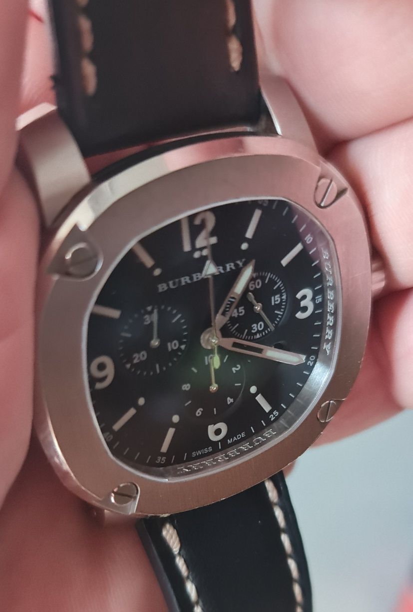 Шикарний Оигінальний годинник Burberry Britain  BBY1100