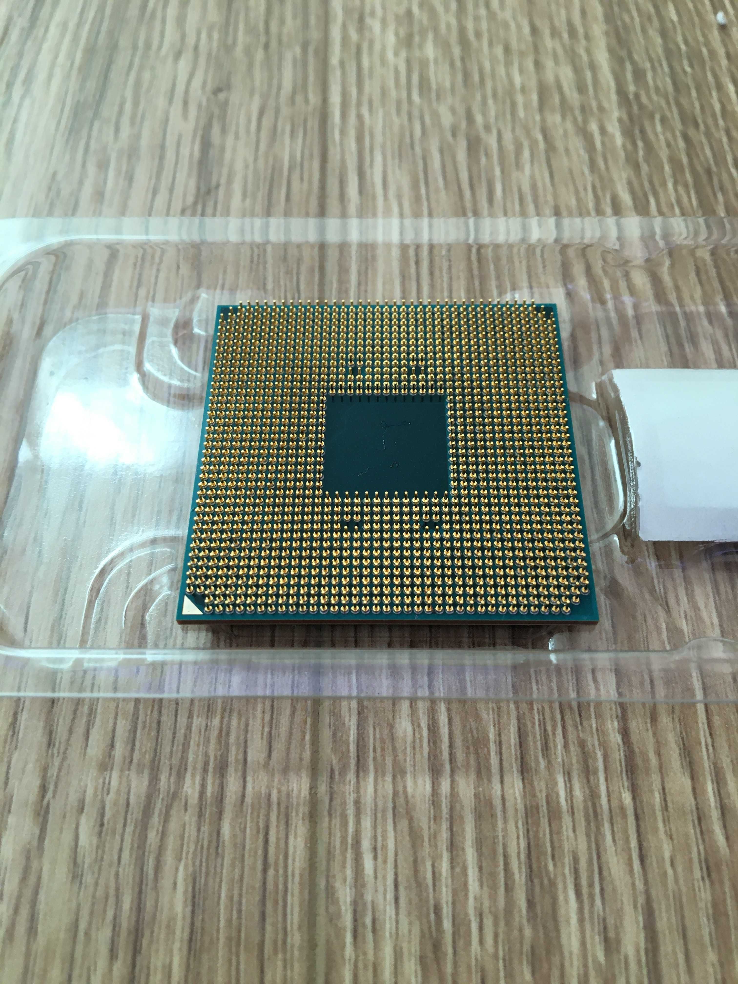 Procesor AMD RYZEN 5 2600 AM4 z USA wraz z oryginalnym chłodzeniem