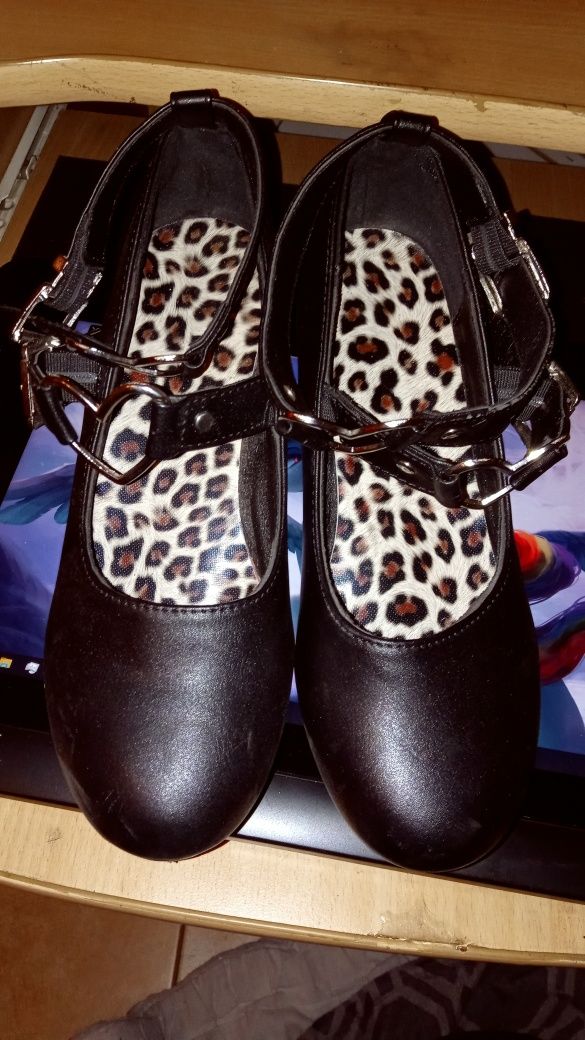 Buty platformy koturny goth atlernatywne