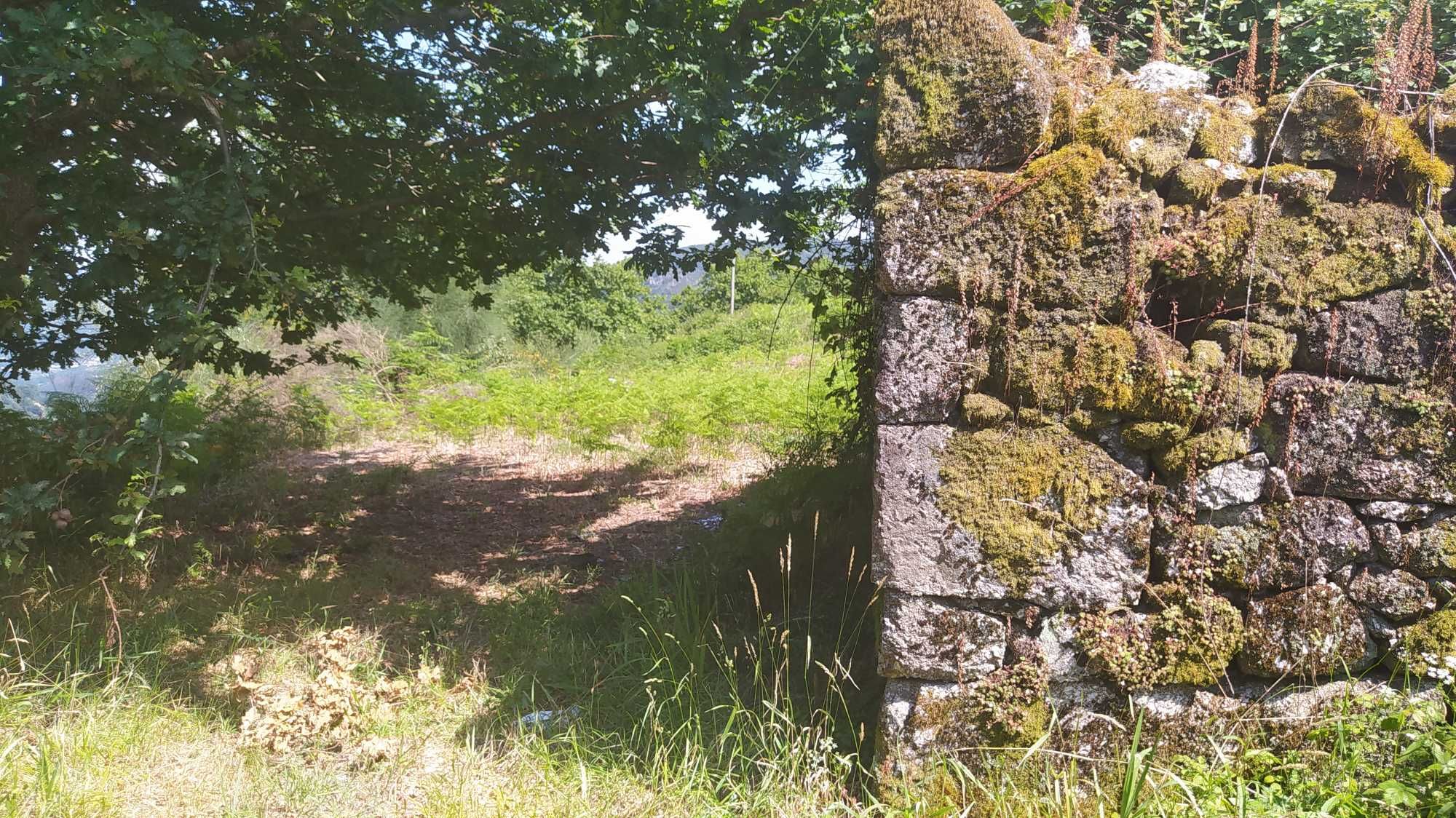 Terreno urbano para construção