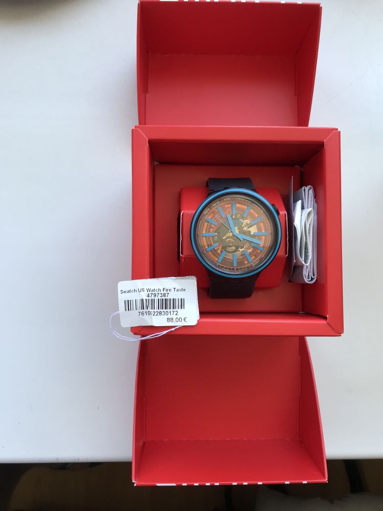 Голинник Swatch BigBold