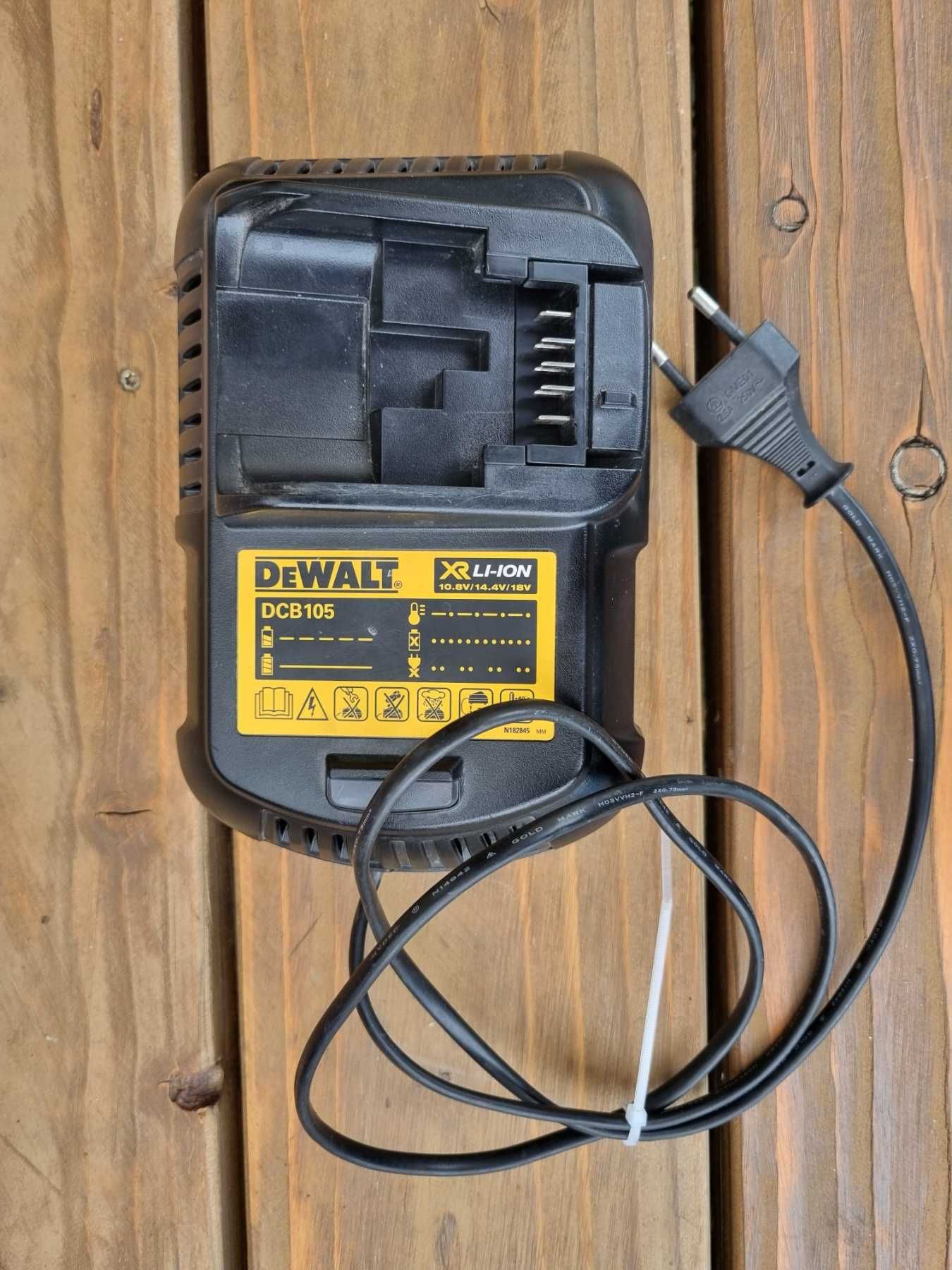 Ładowarka DeWalt DCB105 10.8V/14.4V/18V