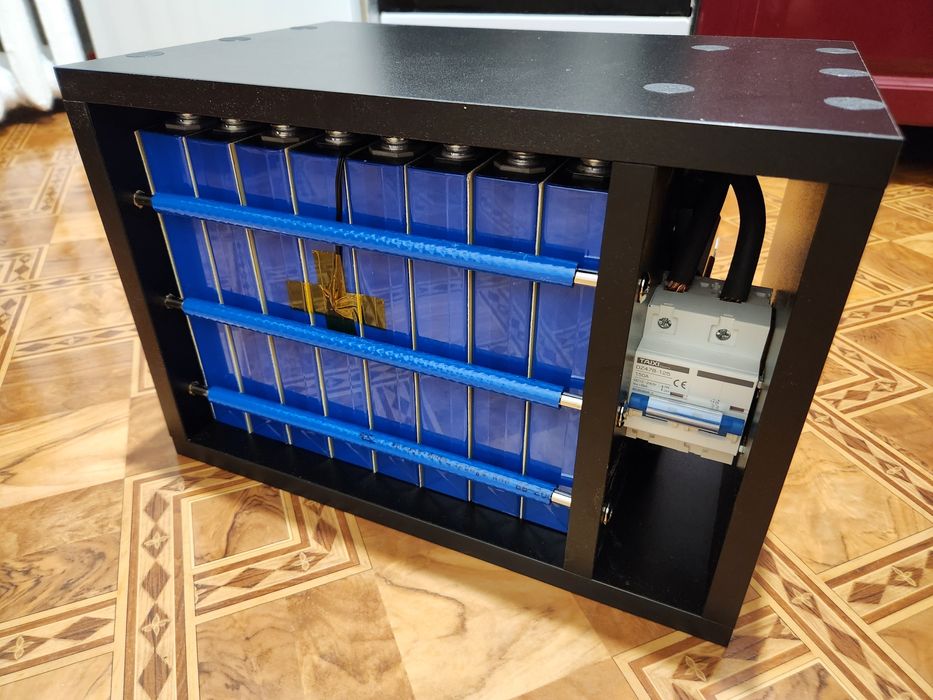 Комплект Акумулятор LiFePo4 3.8 кВт/год + інвертор PowMr 4.2 кВт 24 В