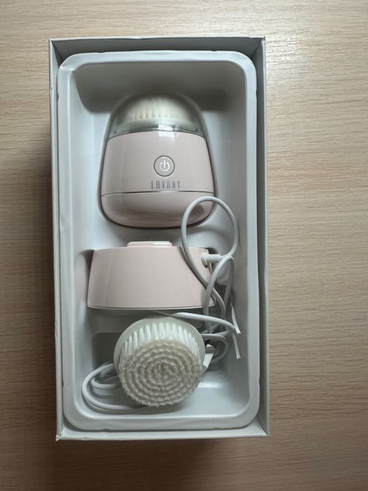 Sonic Facial Cleansing Brush/ Электрическая щетка для чистки лица