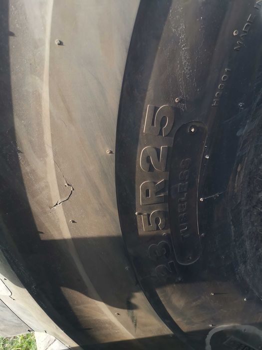 Opona 23.5r25 ładowarka 23.5-25 wozidło Bridgestone L5 skalna