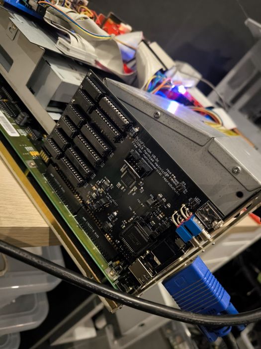 Commodore Amiga 2000/3000/4000 Flicker Fixer