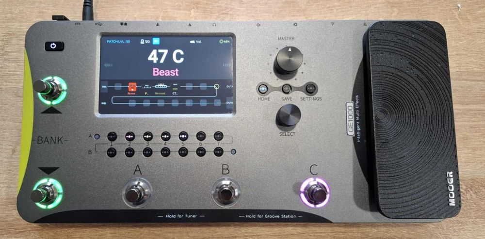 Multiefekt gitarowy Mooer GE 1000