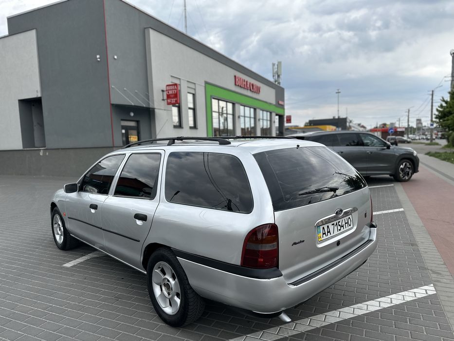 Ford Mondeo Універсал