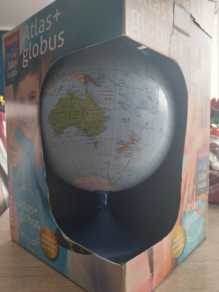 Globus świata - nowy