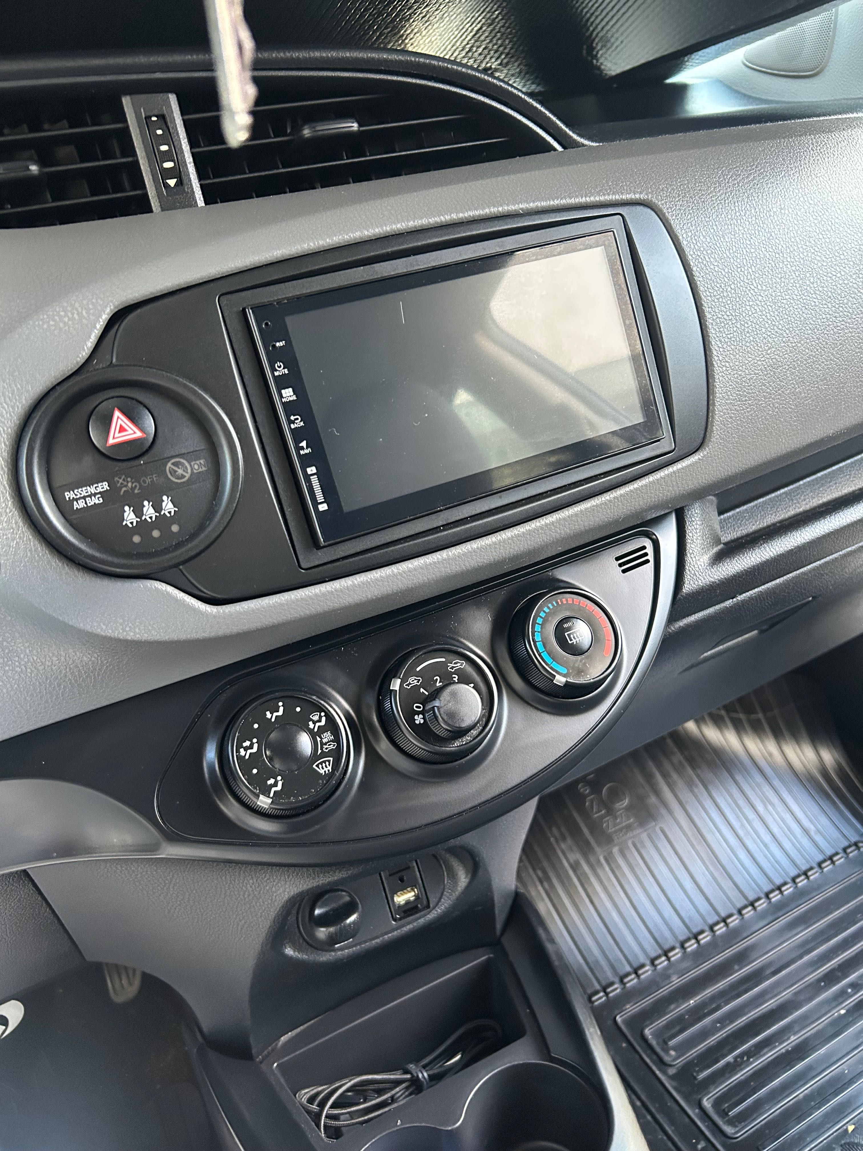 Toyota Yaris 2016
