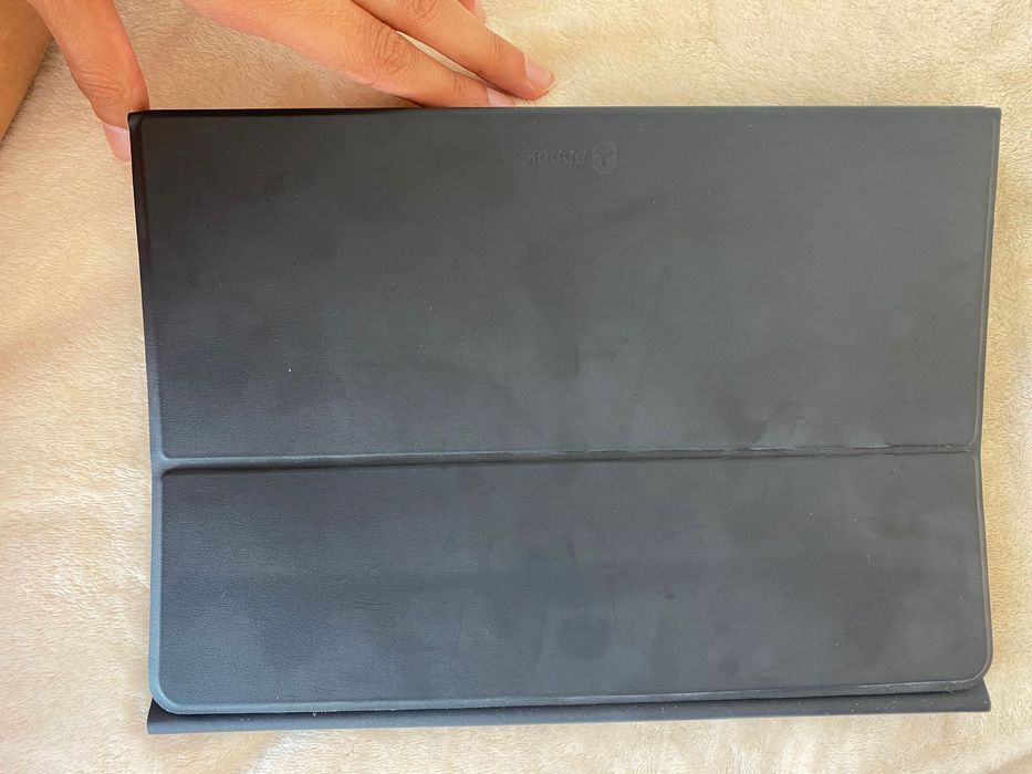 Tablet Acer com teclado e capa