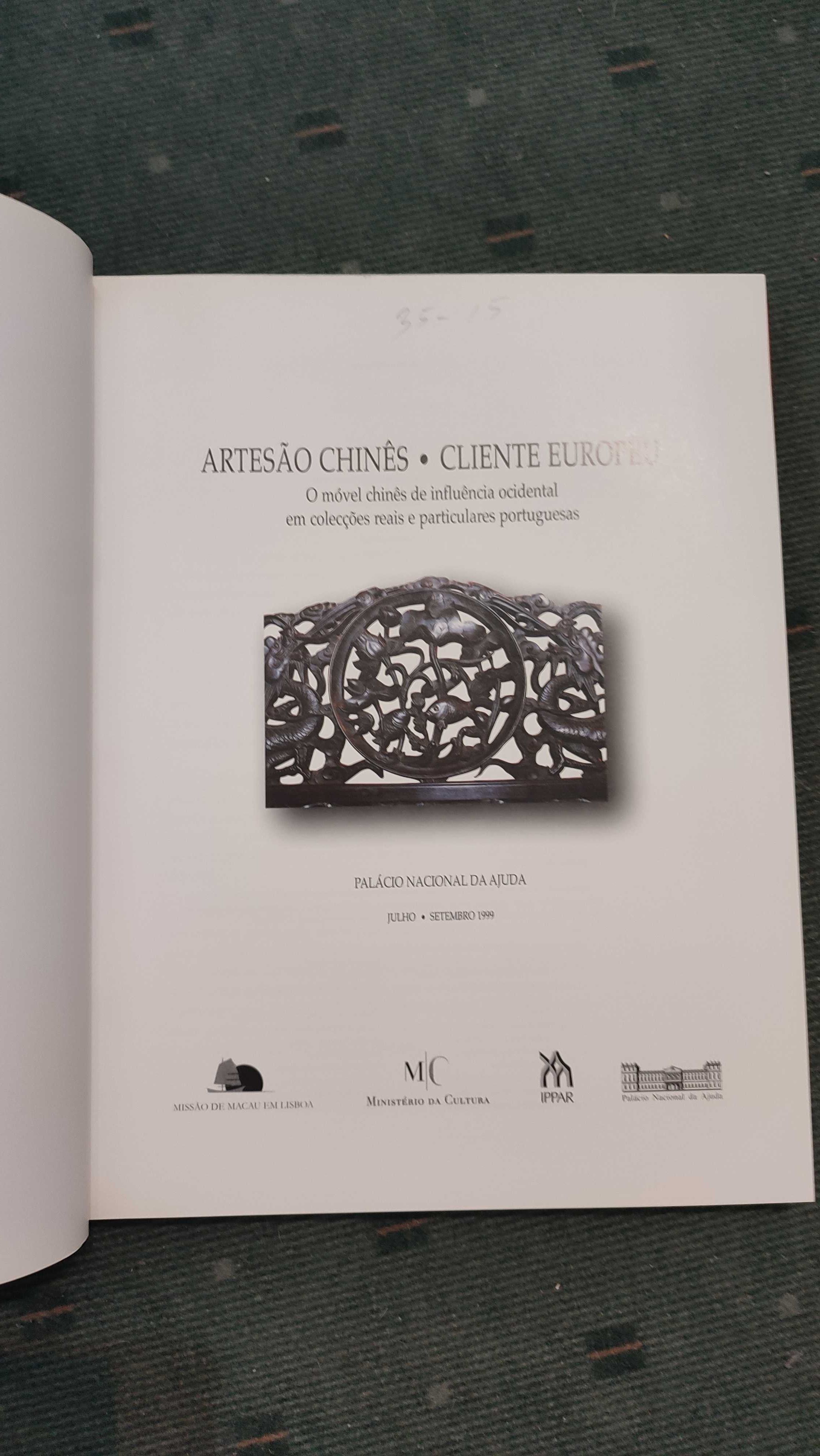 O Móvel Chinês de influência ocidental colecções reais e particulares