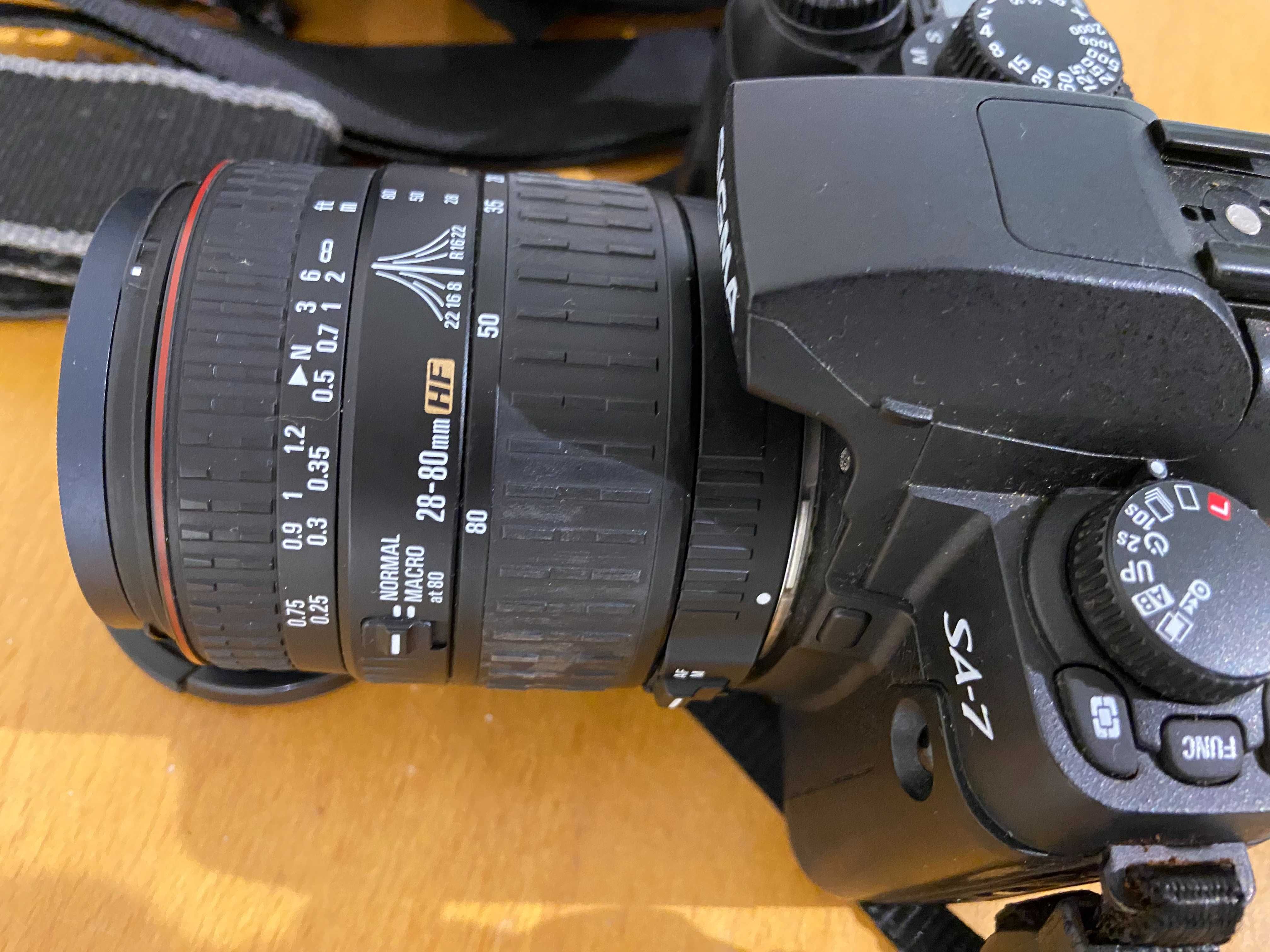 Lustrzanka Sigma SA-7 z obiektywem 28-80 mm + pokrowiec LowePro