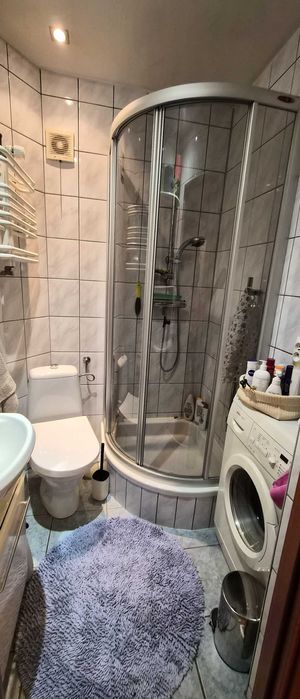 Sprzedam przytulne i bardzo ciepłe mieszkanie w Hajnówce.