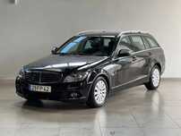 Mercedes-Benz 220