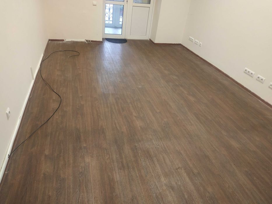 18 м2 окремий вхід кабінет з водою Метро Мінська Тимошенка Лук'яненка