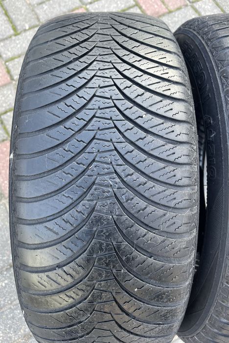 Opony caloroczne Falken 205/55 R16 /cena za dwie