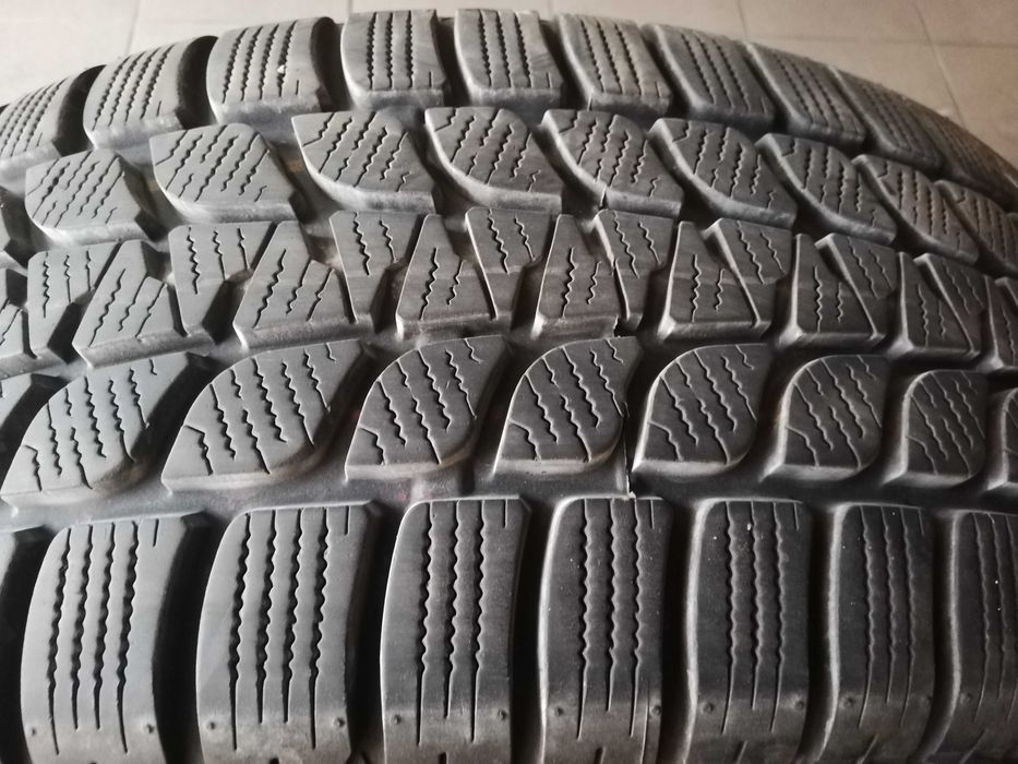 opona 215/60-17 96H Bridgestone Blizzak LM-25 4x4, SUV, idealny stan