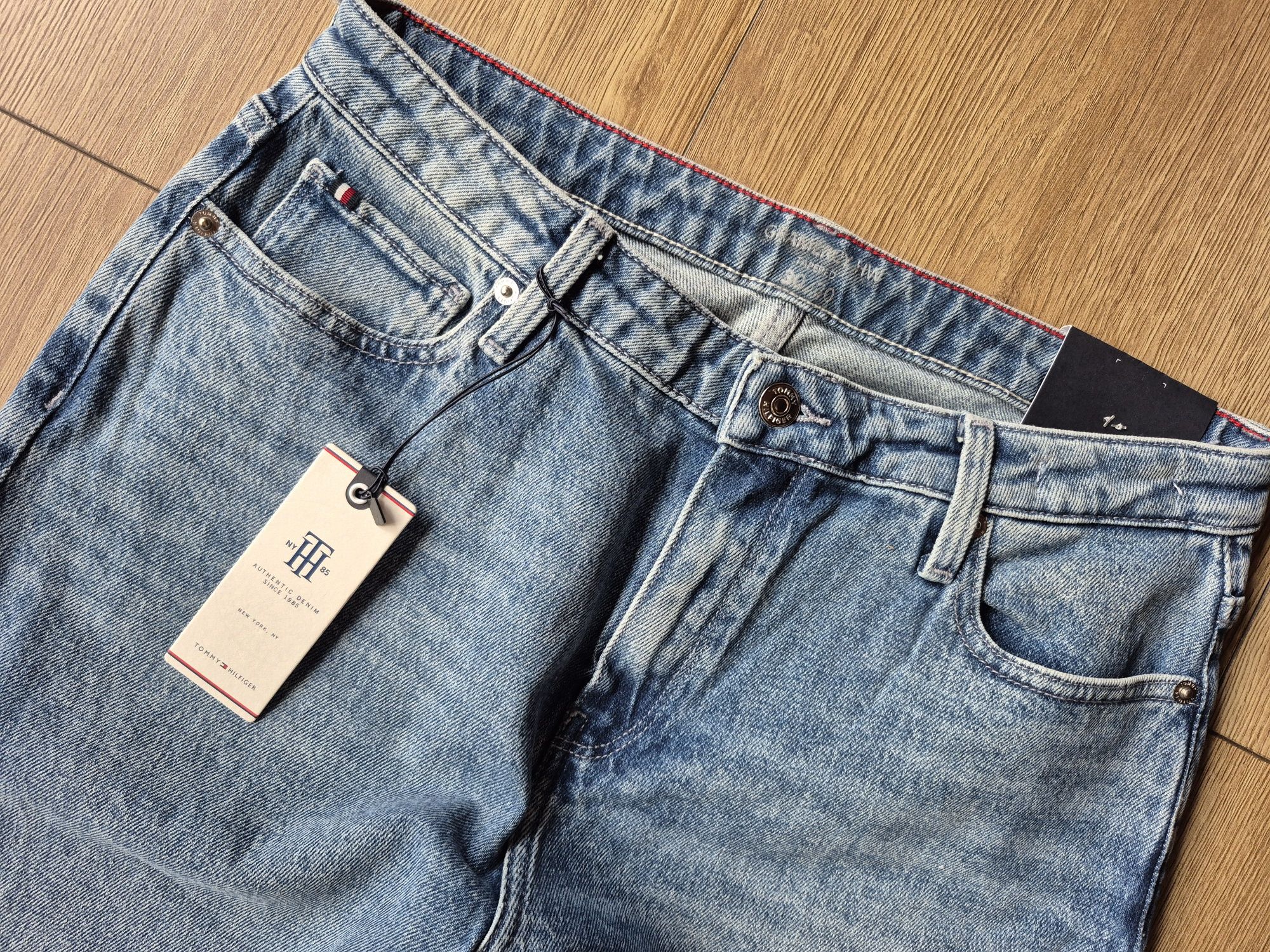 Spodnie Jeansy Damskie Tommy Hilfiger Gramercy Tapered W30 L30