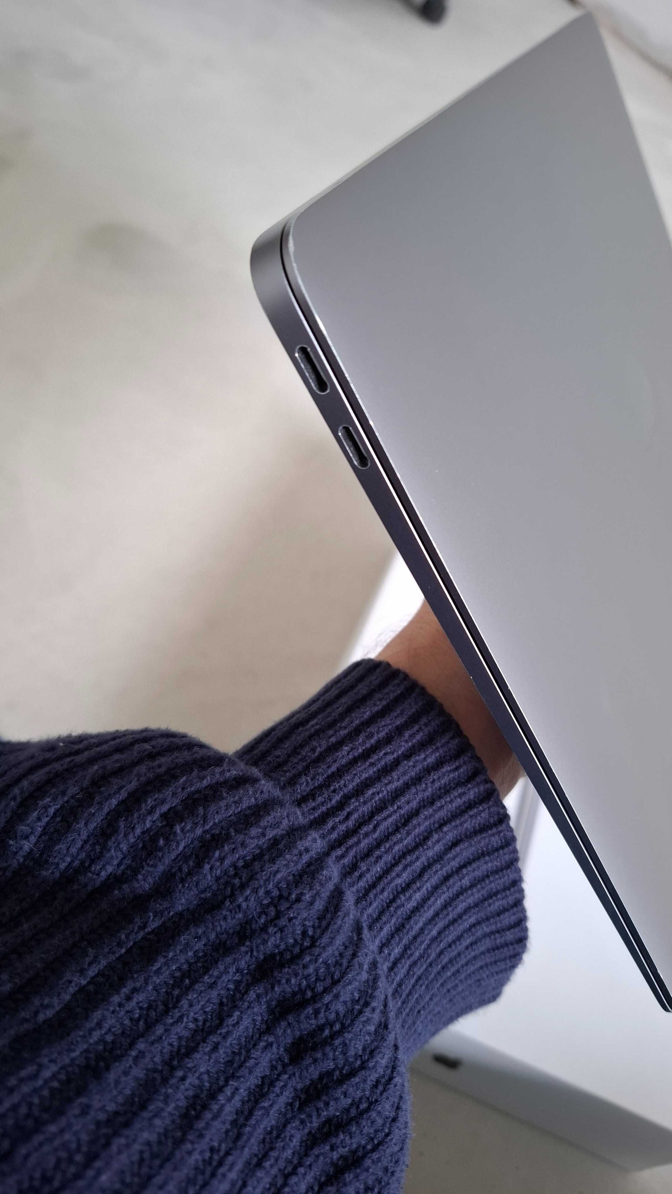 Macbook Air M1 (2020) | 512GB | 8GB Ram