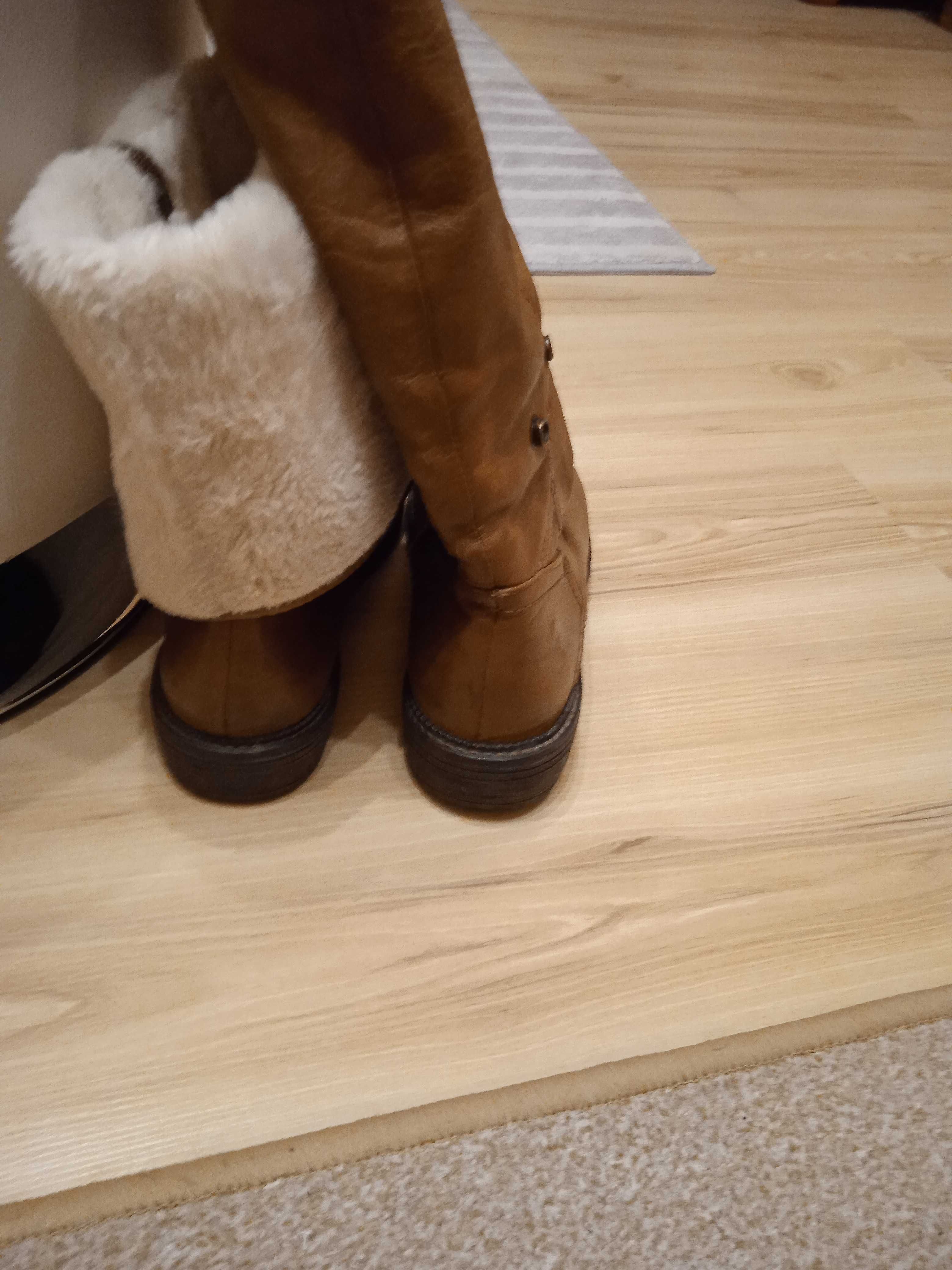 Kozaki, botki, Clara Barson, 40
