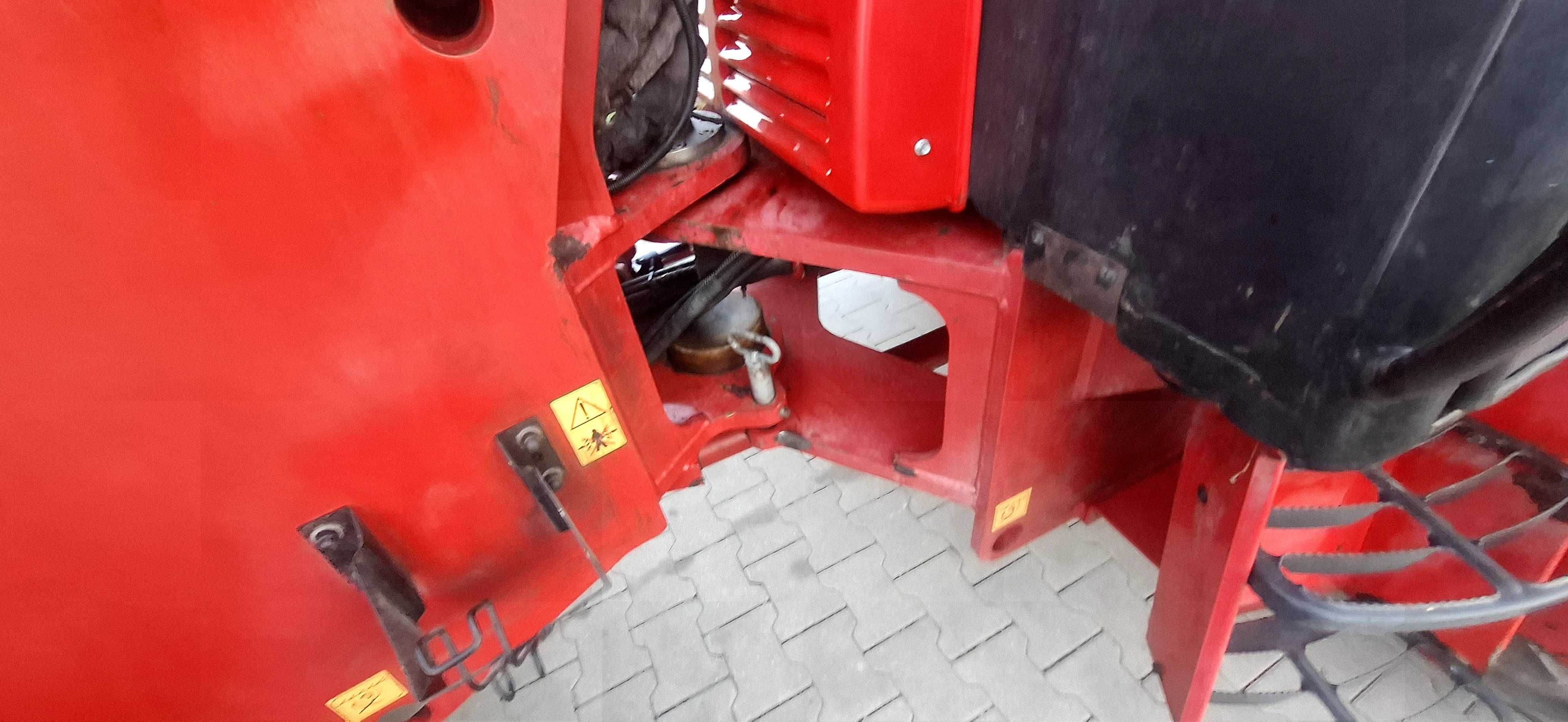 Ladowarka schaffer 8090T 13R