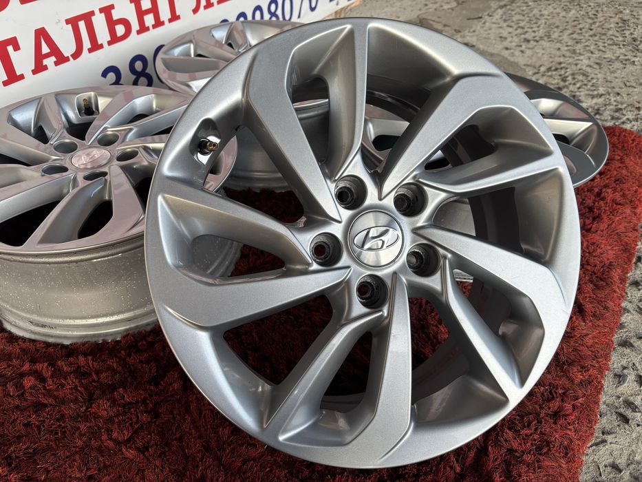 Original Hyundai Tucson Elantra ix35 Kona Sonata Hyundai R17 5x114,3