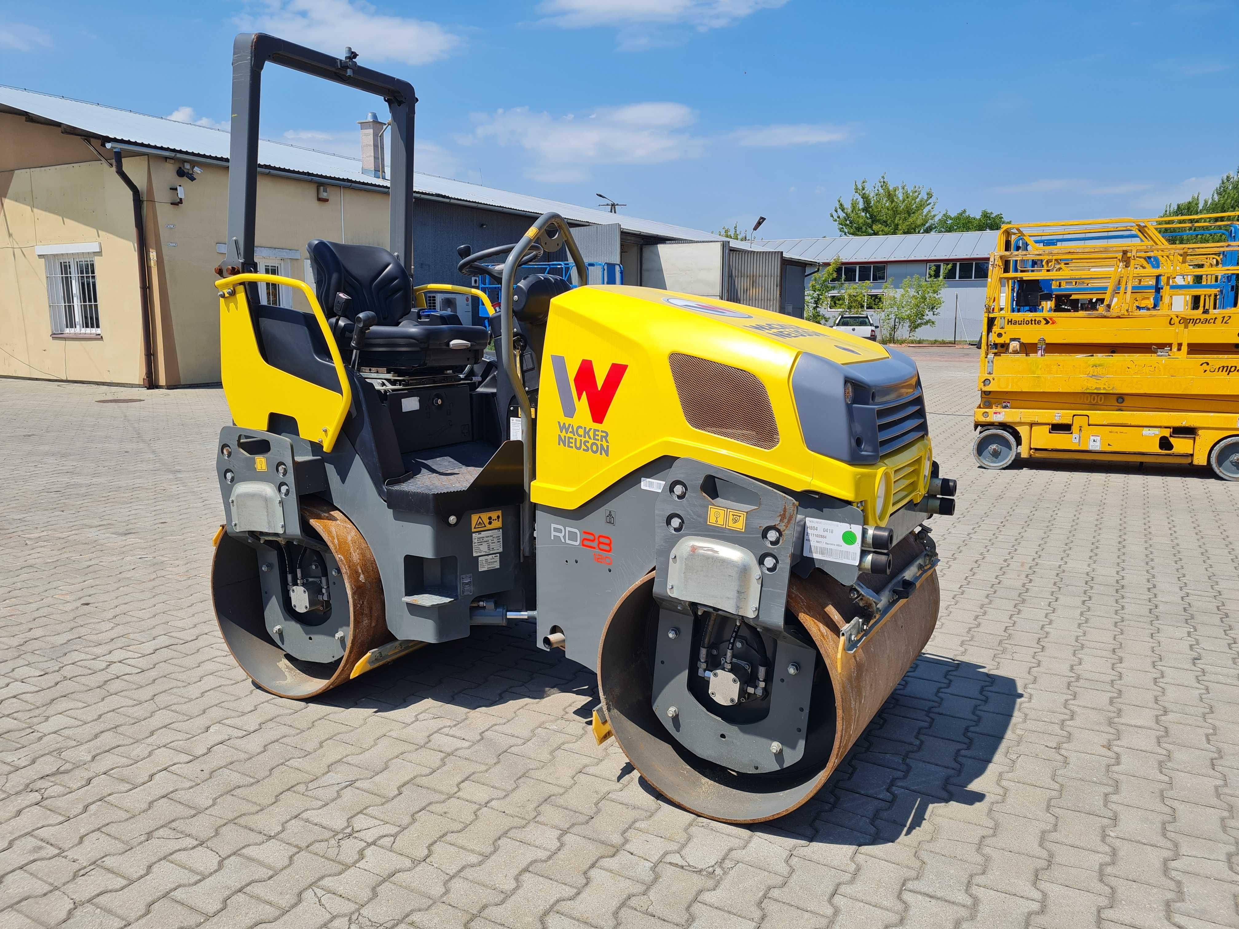 Walec samojezdny bębnowy Wacker Neuson RD28-120 rok prod 2019