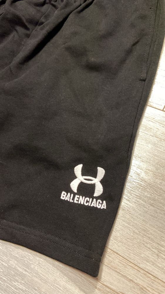 шорти balenciaga x under armour