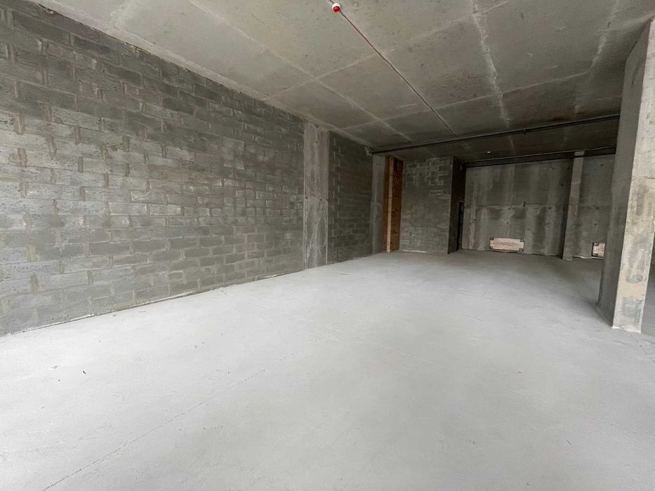 ЖК Варшавський 2. Оренда Фасадного приміщення 85м2 вул О. Олеся, 7.