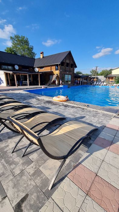 Будинок для двох та більше осіб, басейн з підігрівом! Чан, сауна.