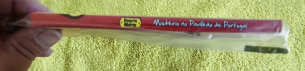 Livro Infantil "Duarte e Marta, Mistério no Pavilhão de Portugal