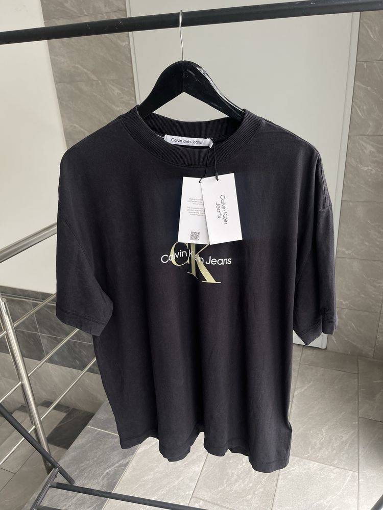 Футболка Calvin Klein оригінал XL