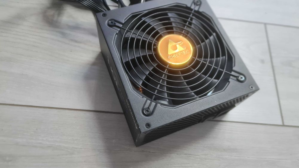 CHIEFTEC proton 1000 w